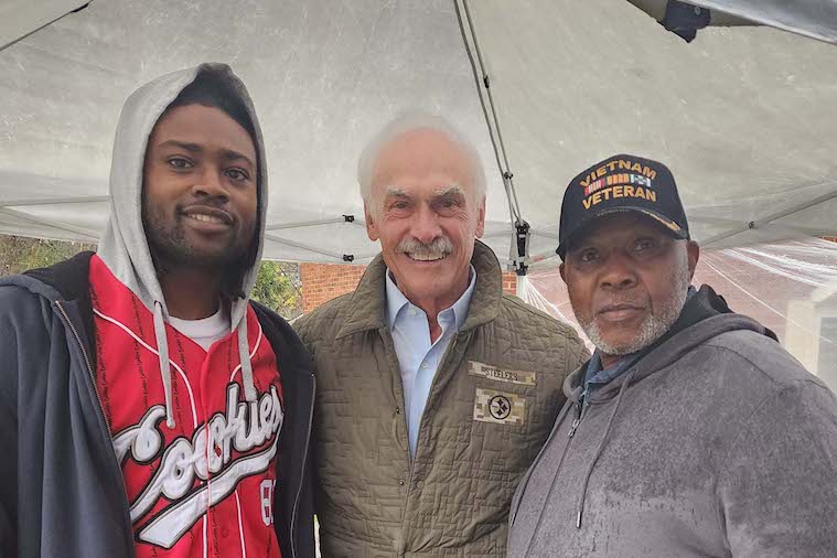 Rocky Bleier with WAVE Veterans Renovation Day Team
